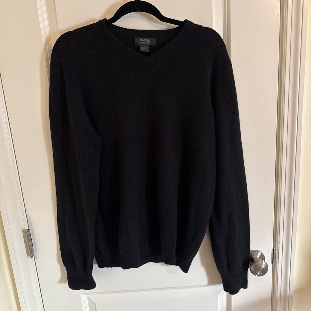 Vintage Marshall Fields 100% Cashmere Sweater Mens Medium Black V Neck Soft Work